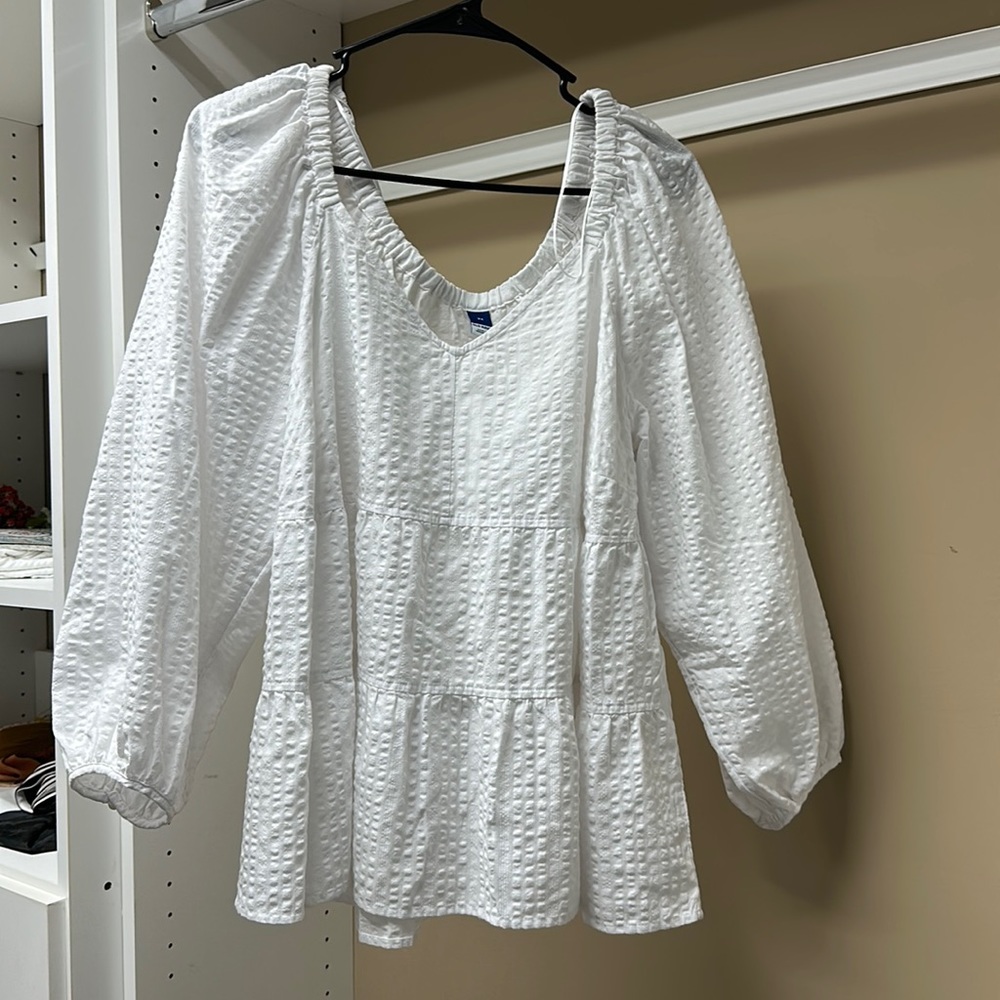 NEVER WORN old navy white long sleeve blouse